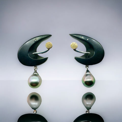 Tahitian Pearl Earrings