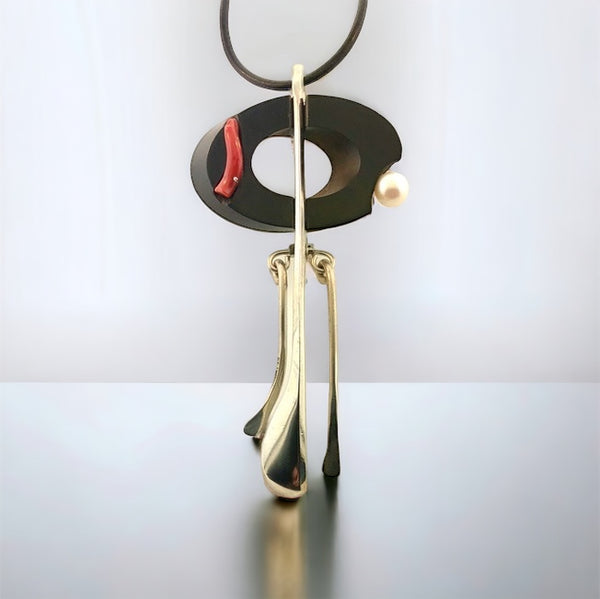 Grenadilla with Coral & Pearl