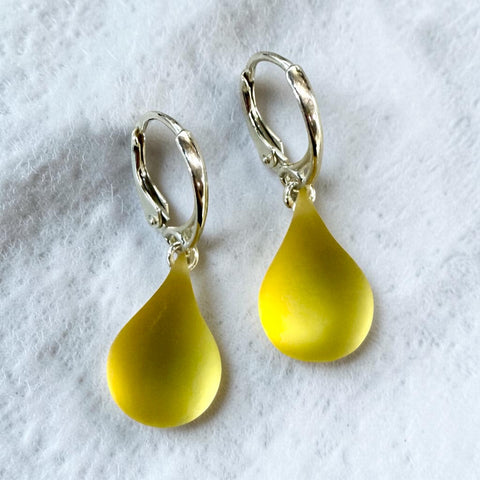 Gold Glass Teardrop Earrings