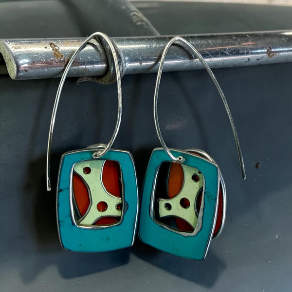 U-turn Earrings