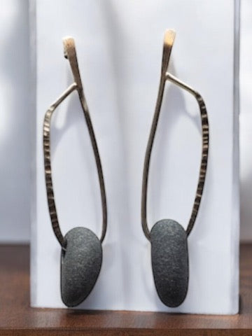 Chic Sterling Basalt Earrings