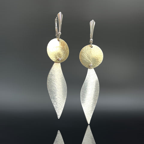 Bold, Lightweight Leaf/Circle Gold and Silver dangle earrings