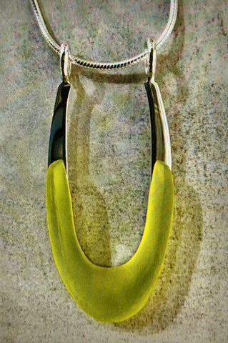 Chartreuse Loop Pendant