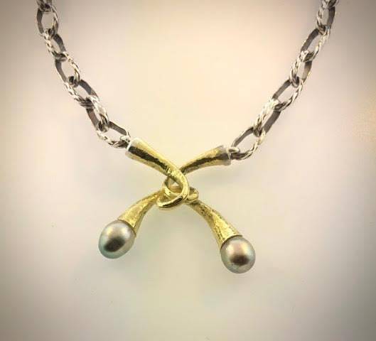 Gold & Tahitian Pearl Necklace